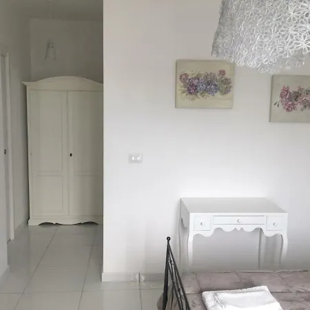Guest house La Bouganville 3*
