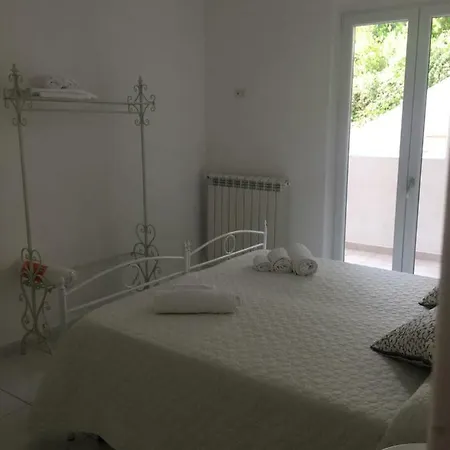 La Bouganville 3* Sapri